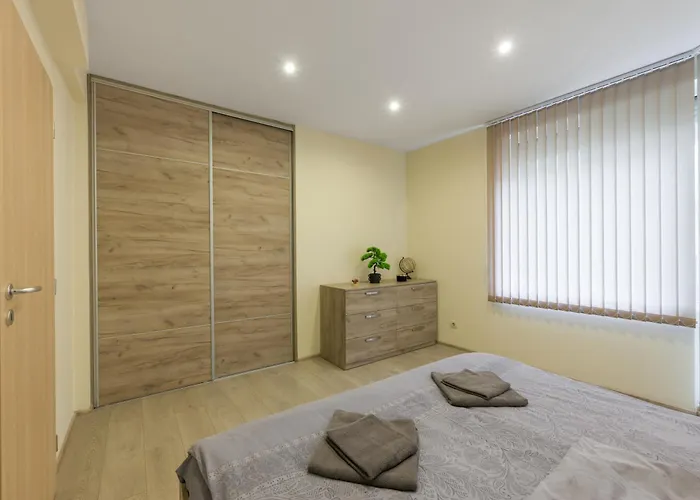 уютен в град Appartamento Varna